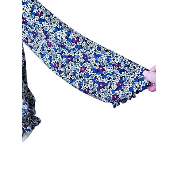 Max Studio Blue Purple Daisy Print Short Sleeve Bubble Hem 3/4 Sleeve Blouse - Picture 7 of 10